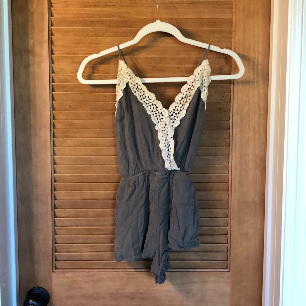 Lace green romper